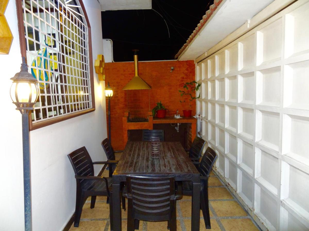 Hostal Villa 97 Guayaquil Esterno foto